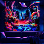 Tapisserie Murale Cosmos Néon - Planète à Anneaux & Paysage Futuriste