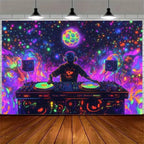 Tapisserie Murale DJ Néon - Galaxie Psychédélique - Décoration Ambiance