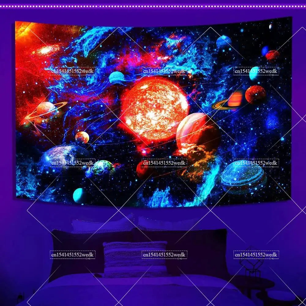 Tapisserie Murale Cosmos Néon - Planète à Anneaux & Paysage Futuriste